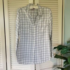 Old Navy White and Light Gray Plaid Button-Down Shirt
